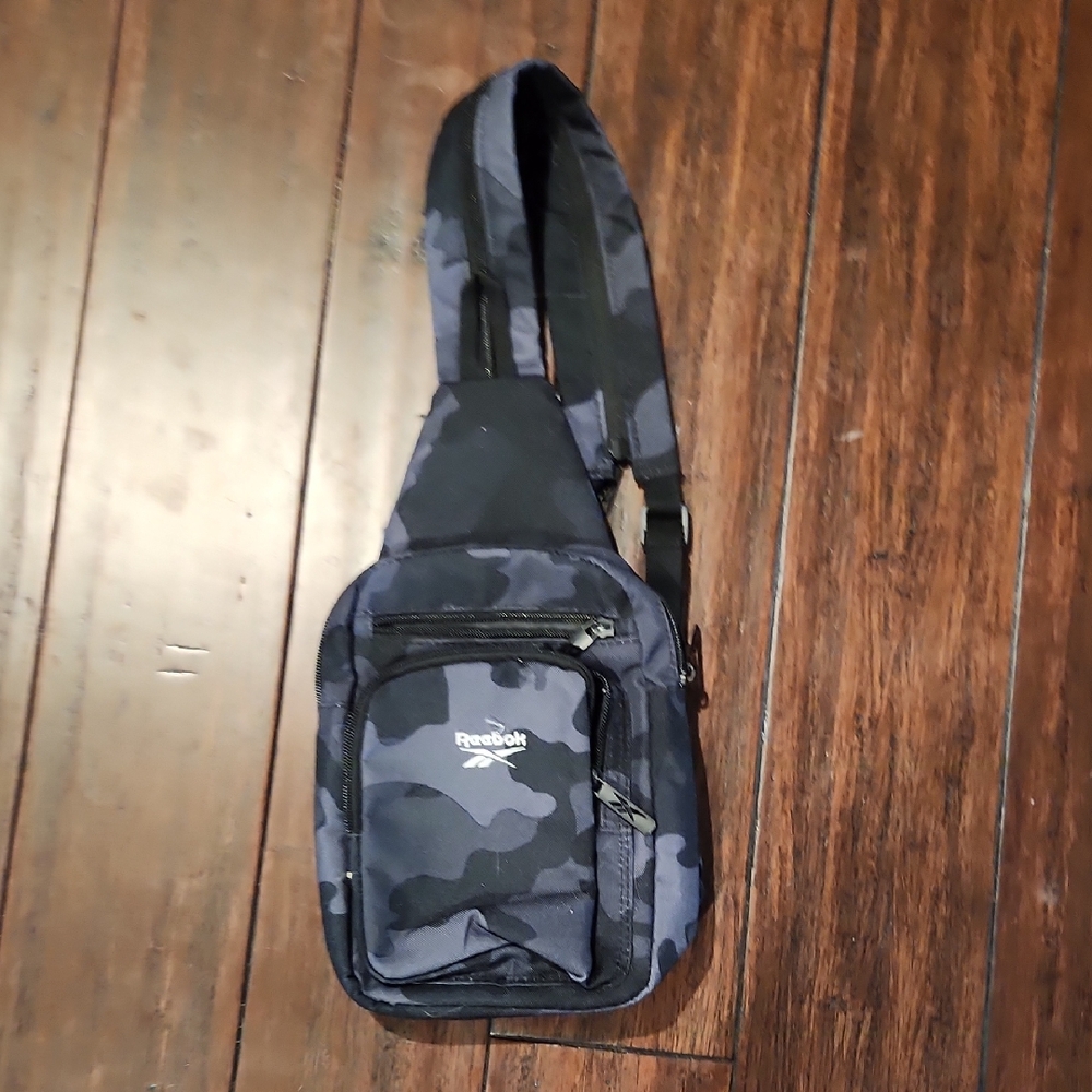 Reebok Dark Camouflage Men's Belt Bag